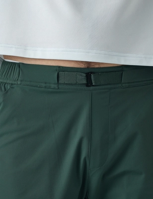 5---LR_FEATURE_BELT_AR-P-028-LW_AR_ACTIVE_SHORT_MENS_DARK_GREEN_CORTAZU