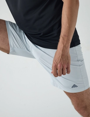 9---LR_FEATURE_STRETCH_AR-P-028-LW_AR_ACTIVE_SHORT_MENS_PALE_GREY_CORTAZU