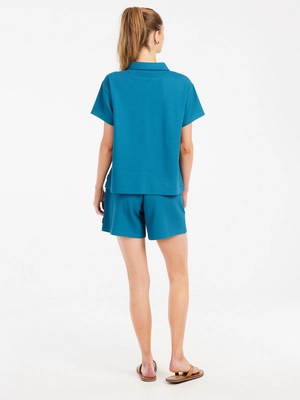 6---23651024_341_model_back-full_01
