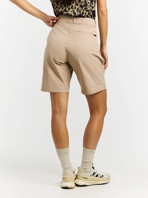 7---23661013_567_model_back-half_01