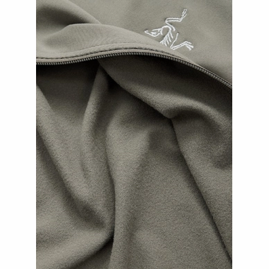 Kyanite-Lightweight-Jacket-Forage-Fabric-Detail