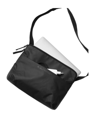 4---Ramverk_Laptop_sleeve_14__Black_Out_5000474004901_2-_no-bg