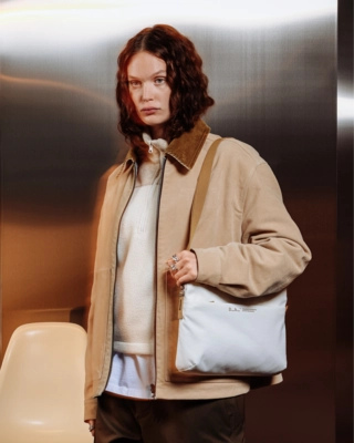 6---Ramverk_Laptop_sleeve_14__Oatmilk_5000474901501_lifestyle