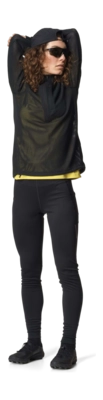 2---Ws-Pace-Flow-Half-Zip_True-Black_830046_900_SET_3517