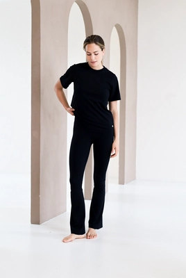 HouseOfGravity_Flared-Tights-1