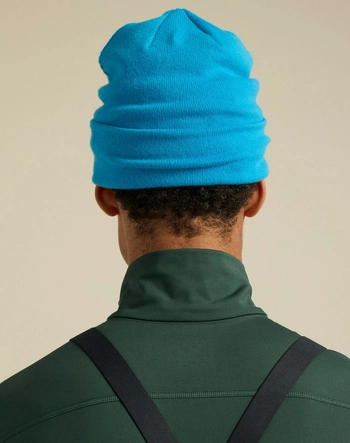 2---F26-X000010979-Bird-Word-Toque-Aquaculture-Black-Sapphire-Back-View