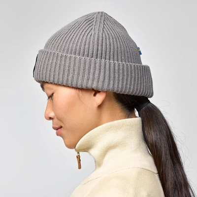 5---1960_Lite_Logo_Hat_13100234-020_H_MODEL_1319