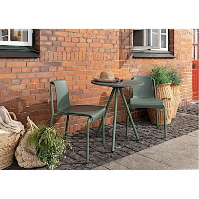 nami_chair_caf_table_hol8527_low-res