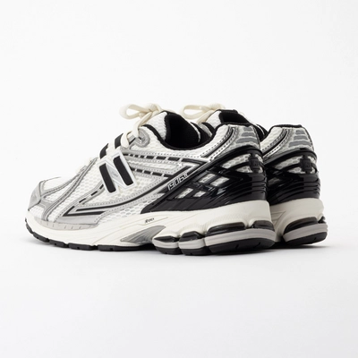 m*i様 New Balance M1906REU 23.5 New Balance Unisex M1906RER Silver Metallic | Sneaker District COM