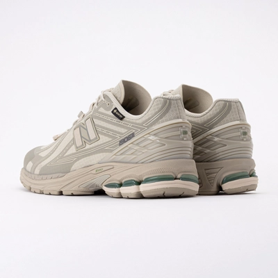 new_balance_unisex_u190679y_sh