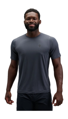 752006_0038_M_Distance_Short_Sleeve_Tech_Tee_Charcoal_03