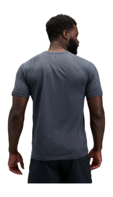 752006_0038_M_Distance_Short_Sleeve_Tech_Tee_Charcoal_05