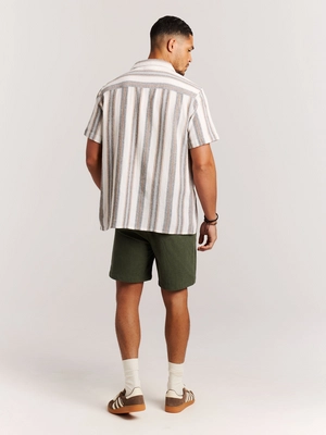 15761002_106_model_back-full_01