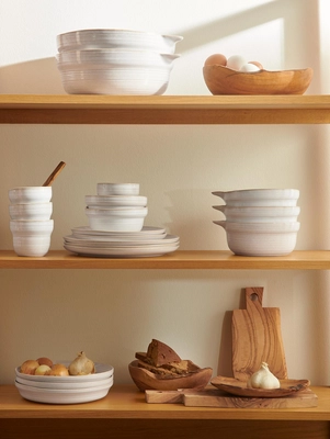 4---Manuale-Olivenholz-Regal_886025bc-de20-4e9b-a8d1-03e375c3bab8