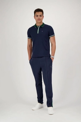 2---Sven_Guillaume_DressBlue_Fullbody_JPG_3