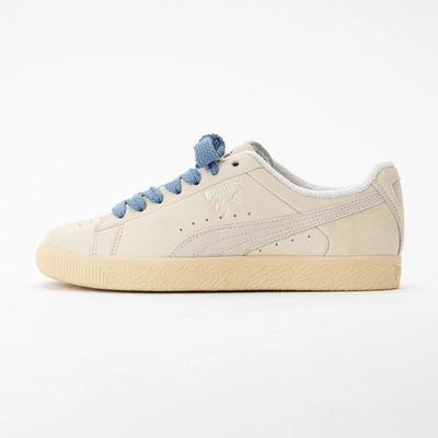 Baskets PUMA Homme Clyde Basketball Nostalgia Alpine Snow Camomille