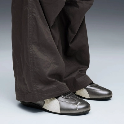 4---puma__pum-403689-02__modelshot01