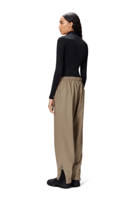 4---18560_Beige_AW25_Women_2