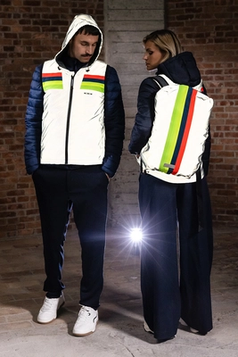 4---FinalistBagCover_3