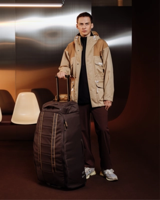 11---Hugger_Roller_Bag_90L_Espresso_3000261103001_2