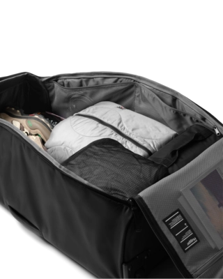 8---Hugger_Roller_Bag_90L_Espresso_3000261103001_9