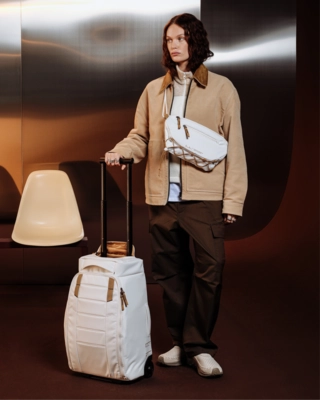 5---Hugger_Roller_Bag_Carry-on_40L_Oatmilk_3000264901501_2