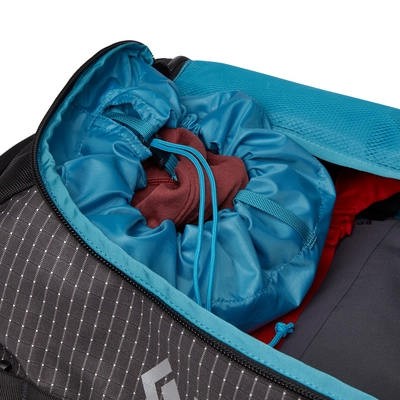 5---680095_0002_STONEHAULER_90L_DUFFEL_BLACK_05