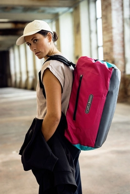 2---productimage-duffle-lite-8329_5e07ca57-143d-4443-9702-f6bff976e326 (1)