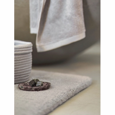 Rena storage basket small - Mauro bath mat - Mundo soap dish - London towel