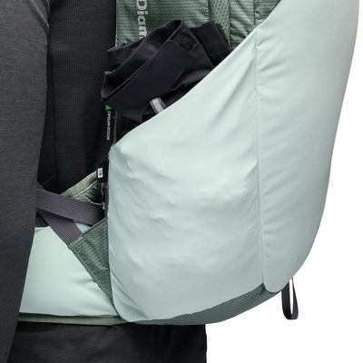 14---681264_3053_TRAIL_VISTA_20_BACKPACK_Laurel_Green_14