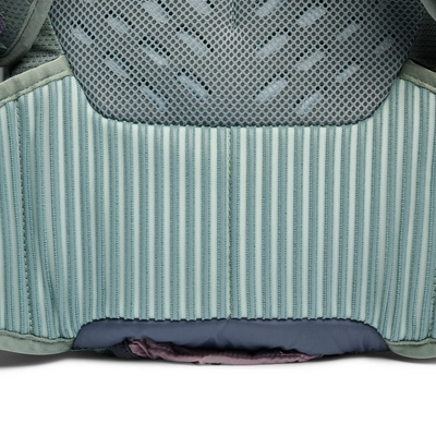 4---681264_3053_TRAIL_VISTA_20_BACKPACK_Laurel_Green_04