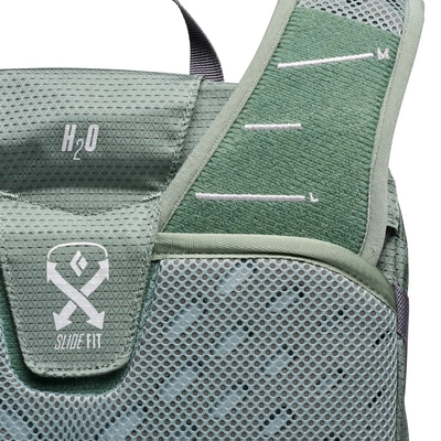 6---681264_3053_TRAIL_VISTA_20_BACKPACK_Laurel_Green_06