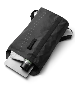 5---Essential_Backpack_24L_Charcoal_Grey_1000497011201_7