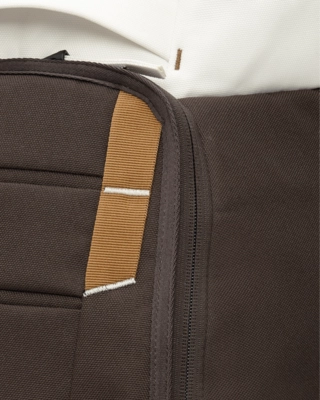 5---Hugger_Backpack_25L_Cappuccino_1000175103101_9