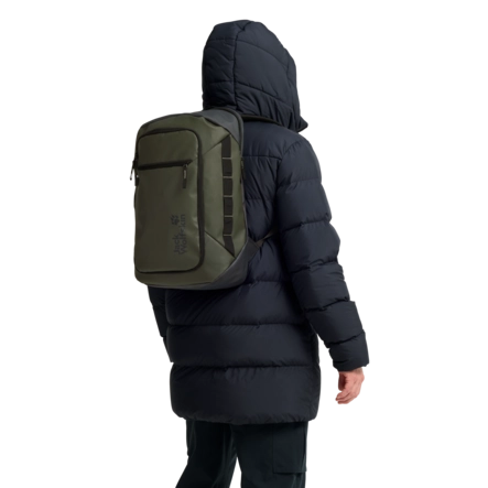 12---A66251_E0345_2-me100-tecton-pack-30-rich-olive