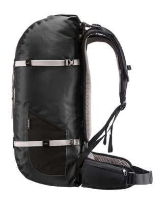 3---ORTLIEB-ATRACK-45L-R7104-SIDE-_no-bg