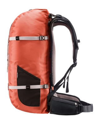 3---ORTLIEB-ATRACK-45L-R7105-SIDE-_no-bg