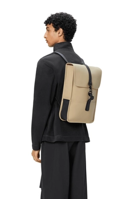 3---13020_sand_SS25_men_1