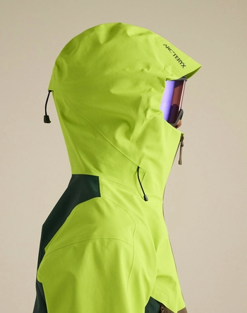 6---F26-X000010691-Sabre-Jacket-Mantis-Dark-Jade-Hood