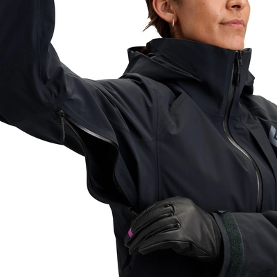 10---745047_0002_W_Recon_Insulated_Shell_Black_11