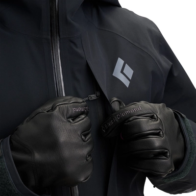 11---745047_0002_W_Recon_Insulated_Shell_Black_12