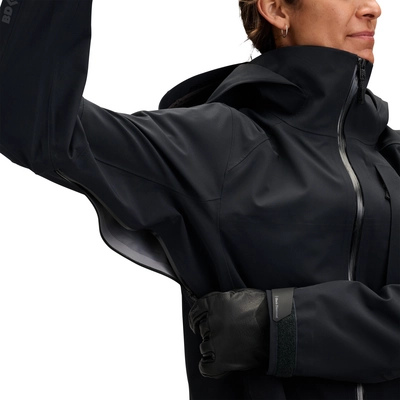 11---745049_0002_W_Recon_Stretch_Shell_Black_11