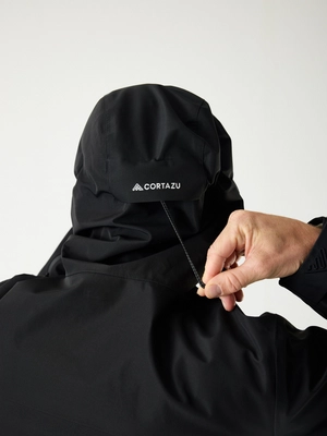 9---CORTAZU_AW_Hardshell_Jacket_10M_Black_Men_18