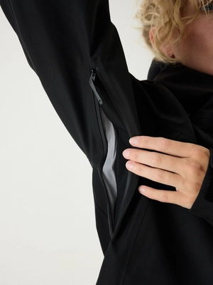 8---CORTAZU_AW_Hardshell_Jacket_10M_Black_Women_11