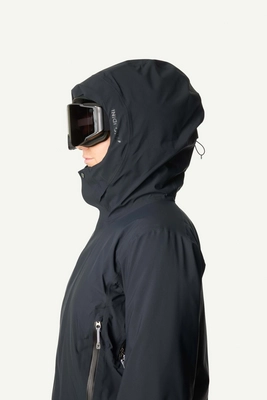 6---Ws-Ride-Insulated-Jacket_true-black_810044_900_P_DET_4751_c_low