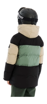 8---65852004_556_model_back-half_01