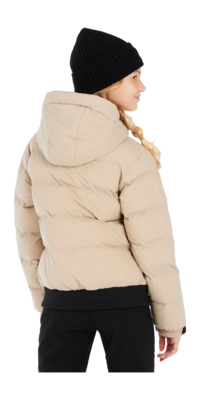 7---6910544_567_model_back-half_01