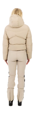 3----65652013_567_model_back-full_02