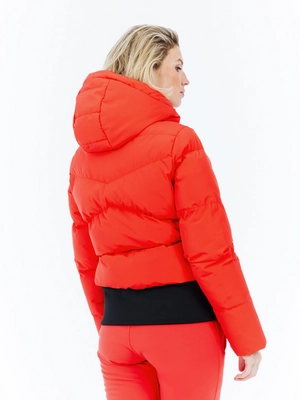 13---65652013_133_model_back-half_01