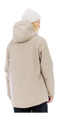 7---65652019_567_model_back-half_01
